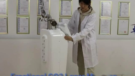 Apparecchiatura laser medica Macchina per il serraggio vaginale Ringiovanimento vaginale laser frazionato a CO2